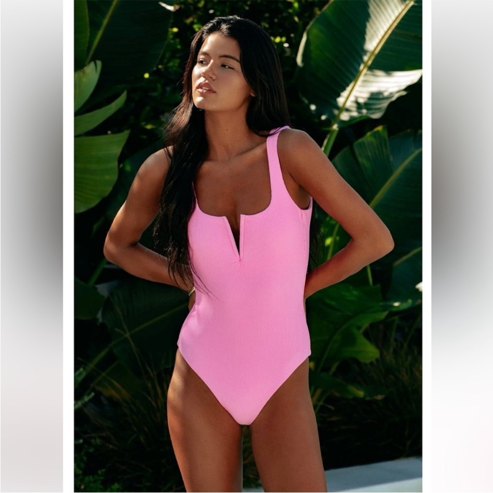 New Beach Riot Tropez One Piece Swimsuit